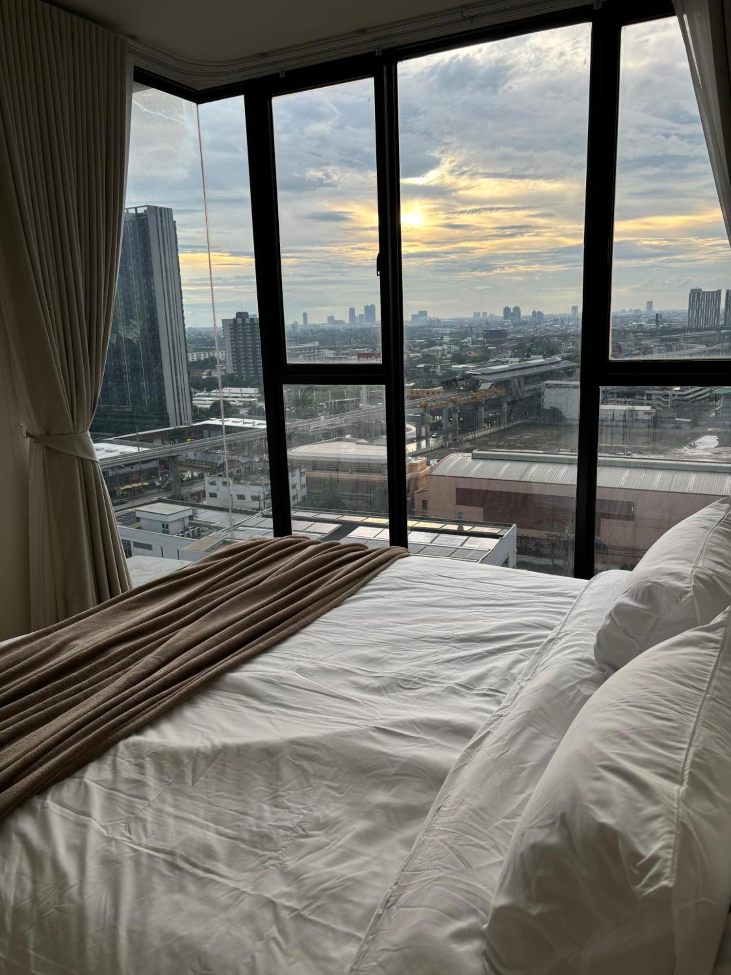Entire Apartment Near Bts 2 Bedrooms With View Ban Song Hong Esterno foto